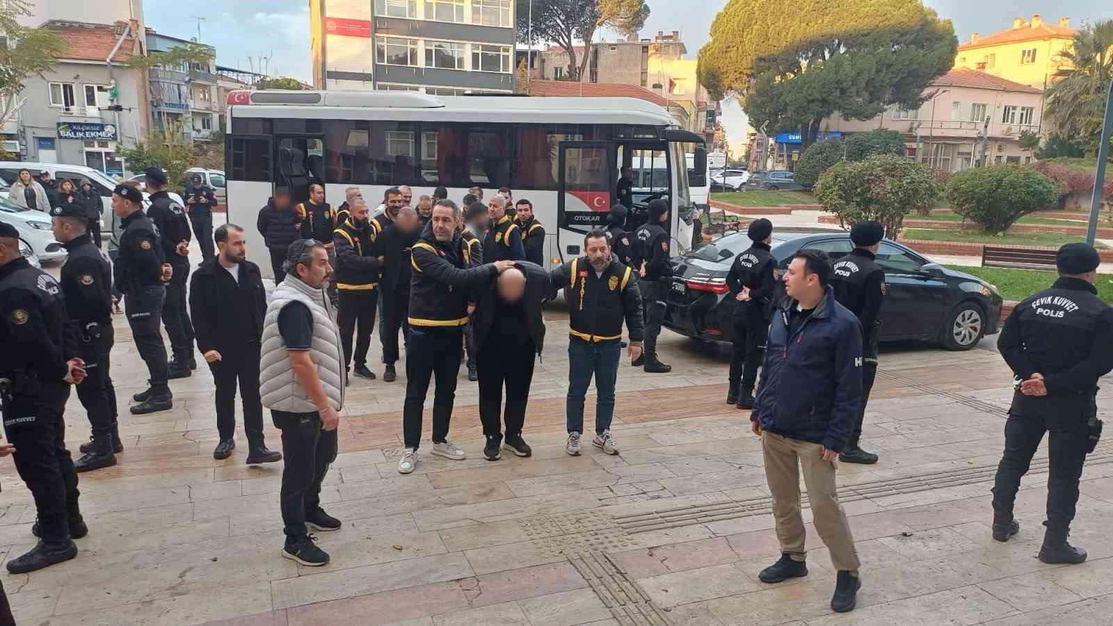 luks-araclar-icin-on-odeme-vaadiyle-vatandaslari-dolandirdilar