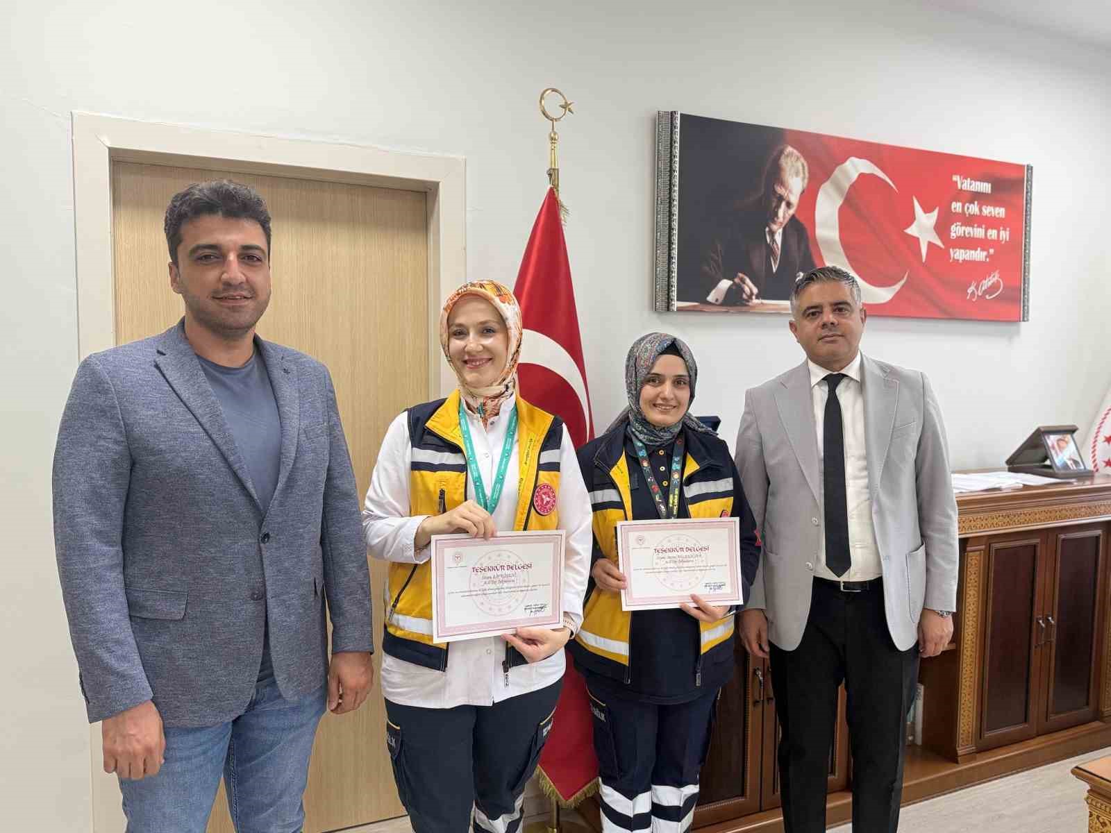 mardinde-112nin-telefonla-yonlendirmesiyle-bir-baba-dogumu-gerceklestirdi