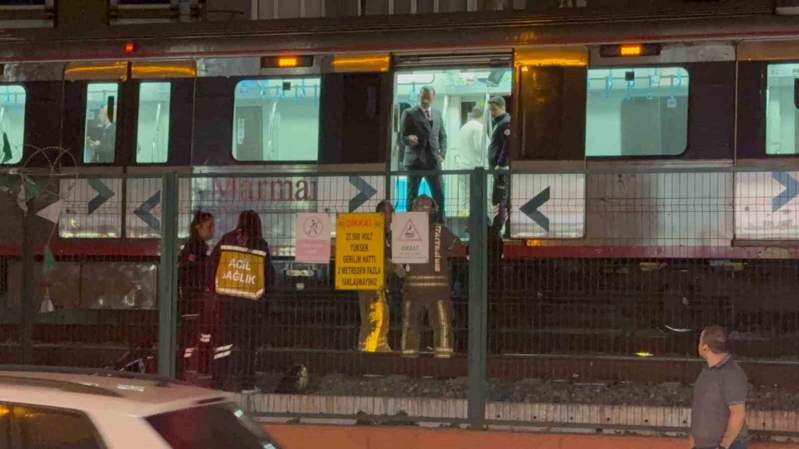 marmaray-kucukcekmece-duragindan-raylara-atlayan-sahis-oldu