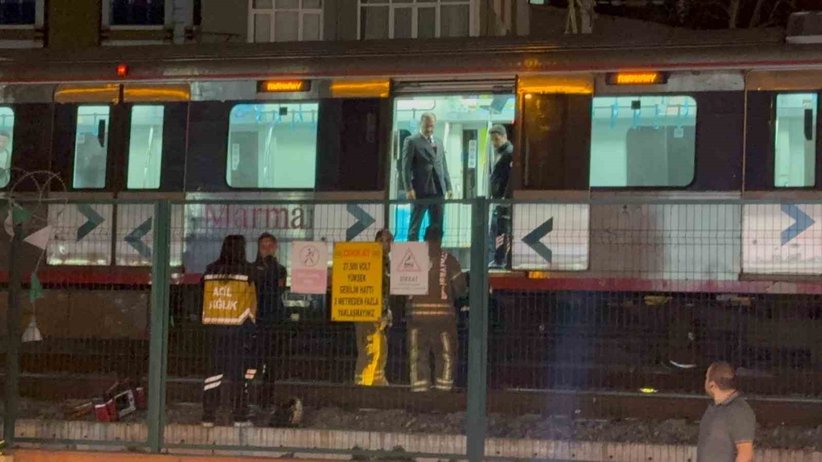 marmaray-kucukcekmece-duragindan-raylara-atlayan-sahis-oldu