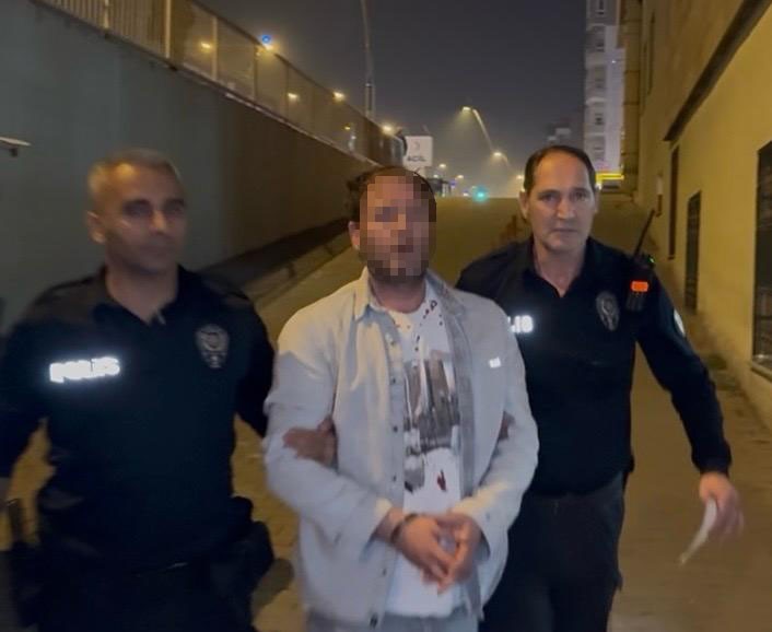 miras-kavgasinda-kan-akti-amcasini-ve-3-kisiyi-bicakladi