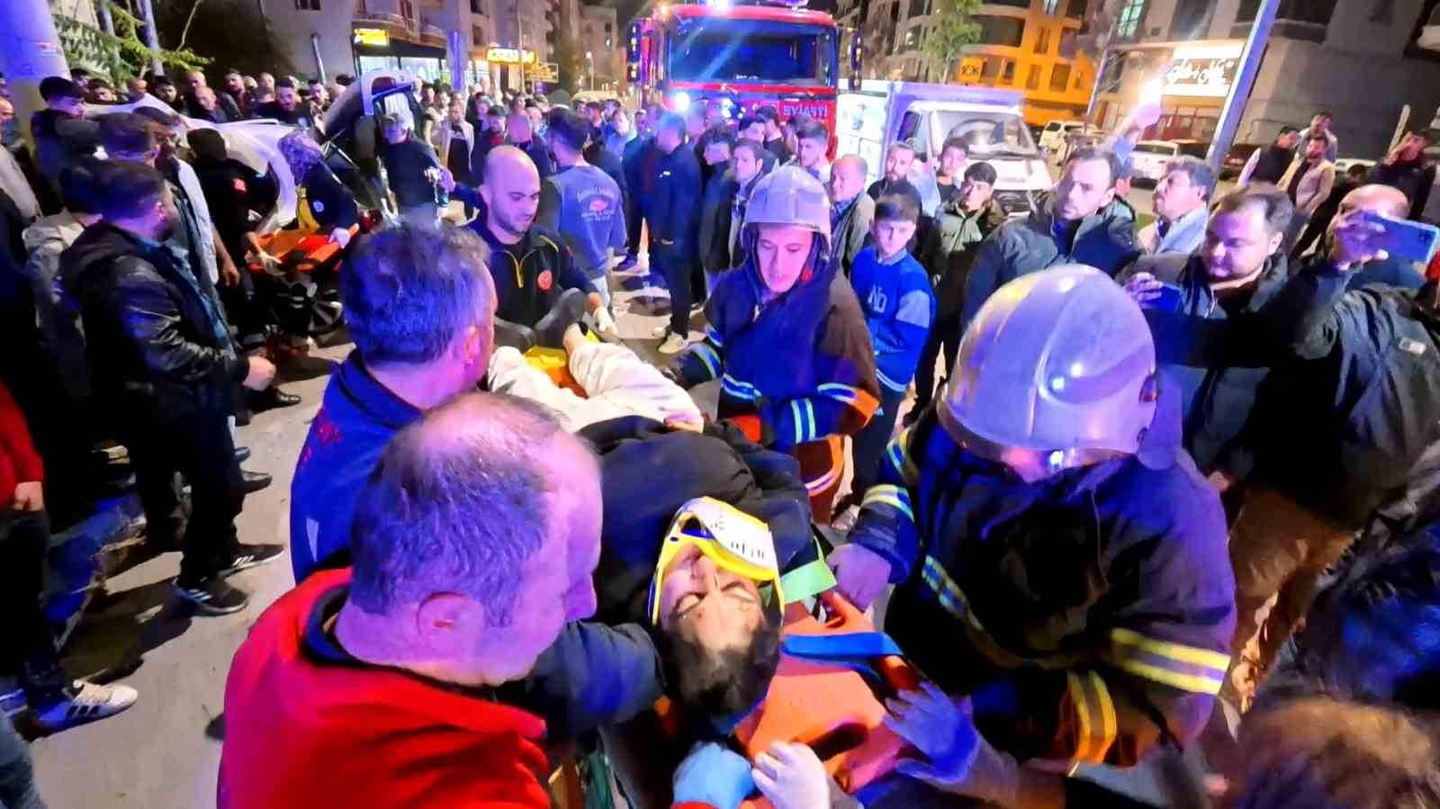 otomobil-direge-saplandi-2-agir-yarali