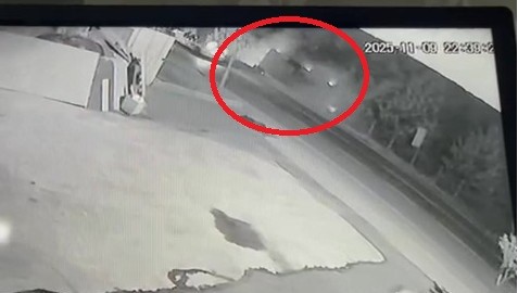 otomobil-ile-carpisan-isci-servisi-devrildi-8-yarali