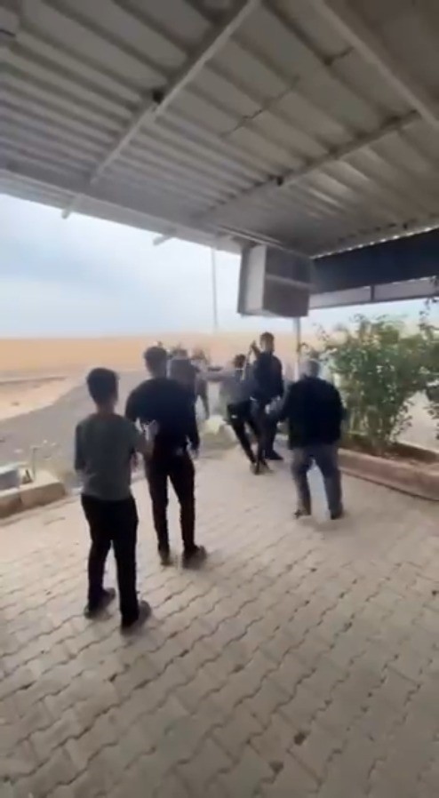 sanliurfada-otoparkta-ucret-kavgasi