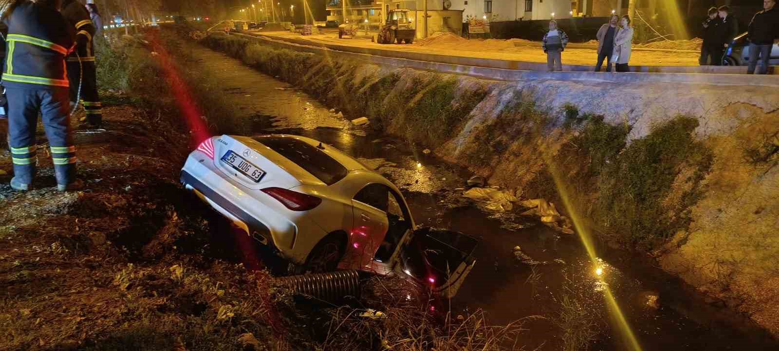 sarampole-ucan-otomobilden-cikmak-istemedi-ekiplere-zor-anlar-yasatti