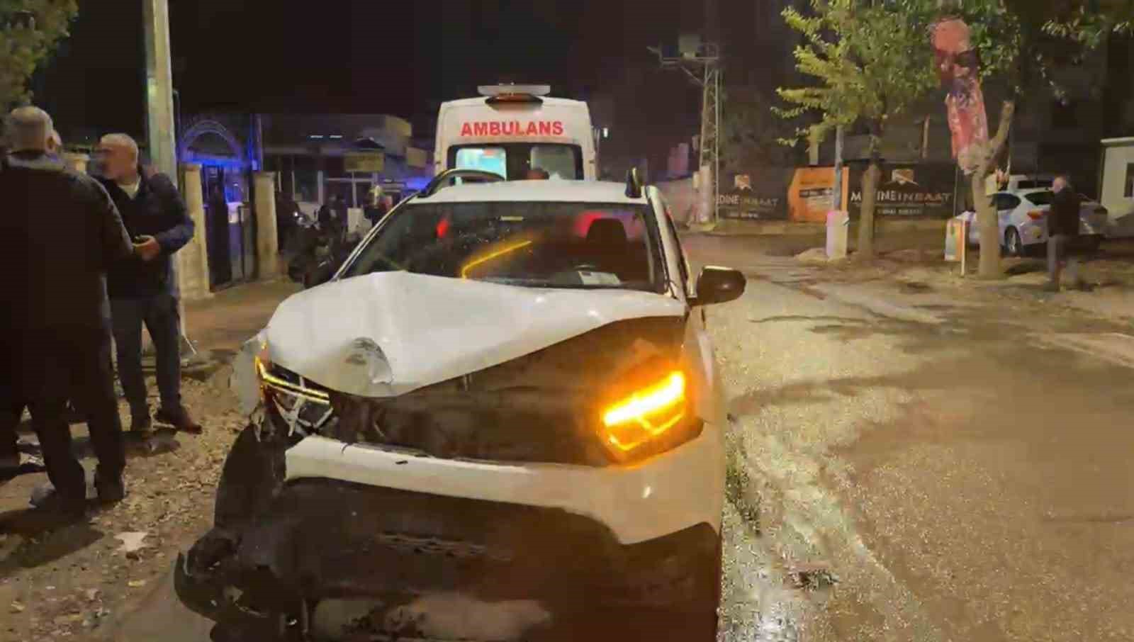 yolcu-minibusu-ile-cip-carpisti-3-yarali