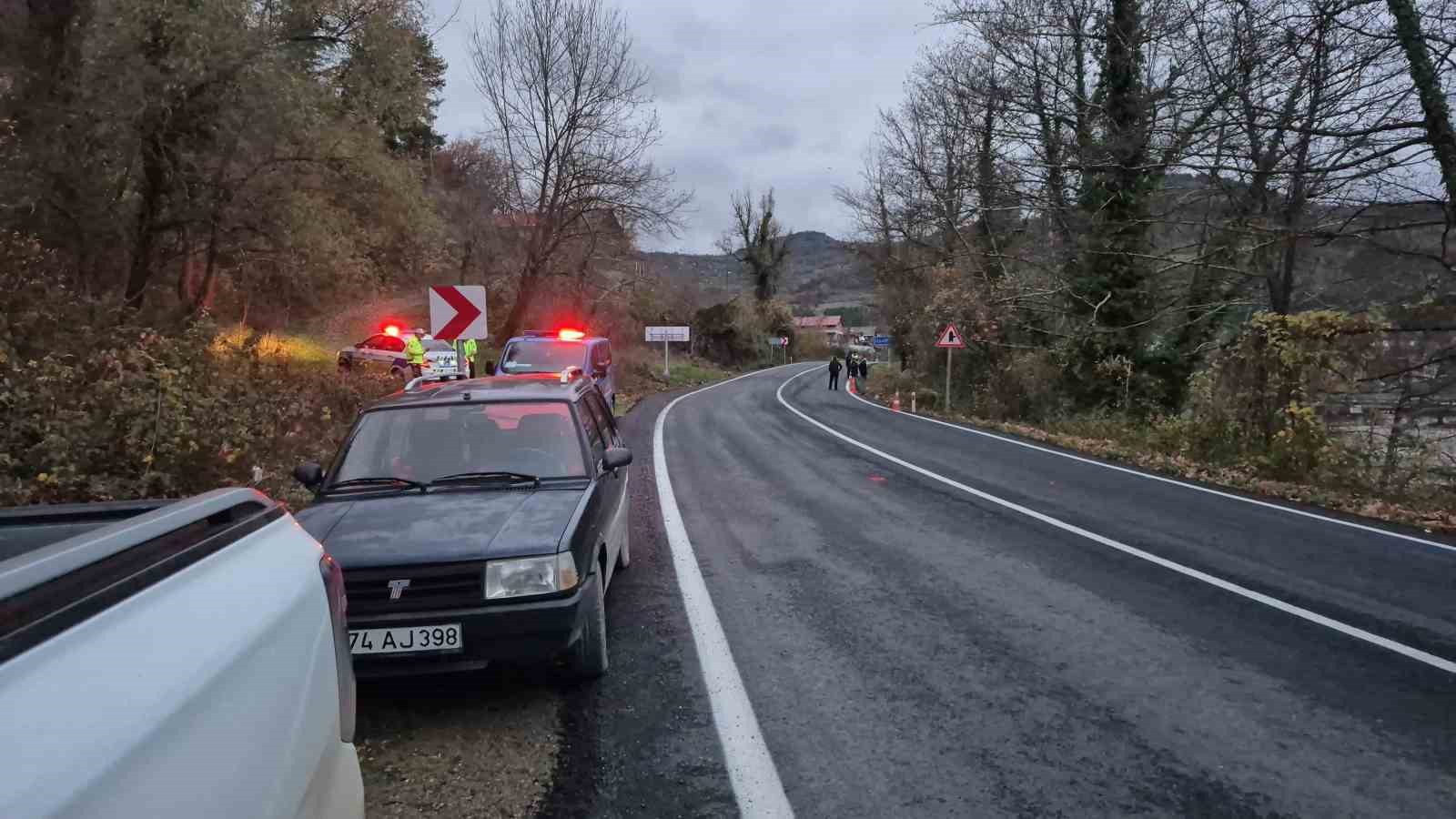 ayni-yolda-5-saat-arayla-iki-kaza-3-yarali