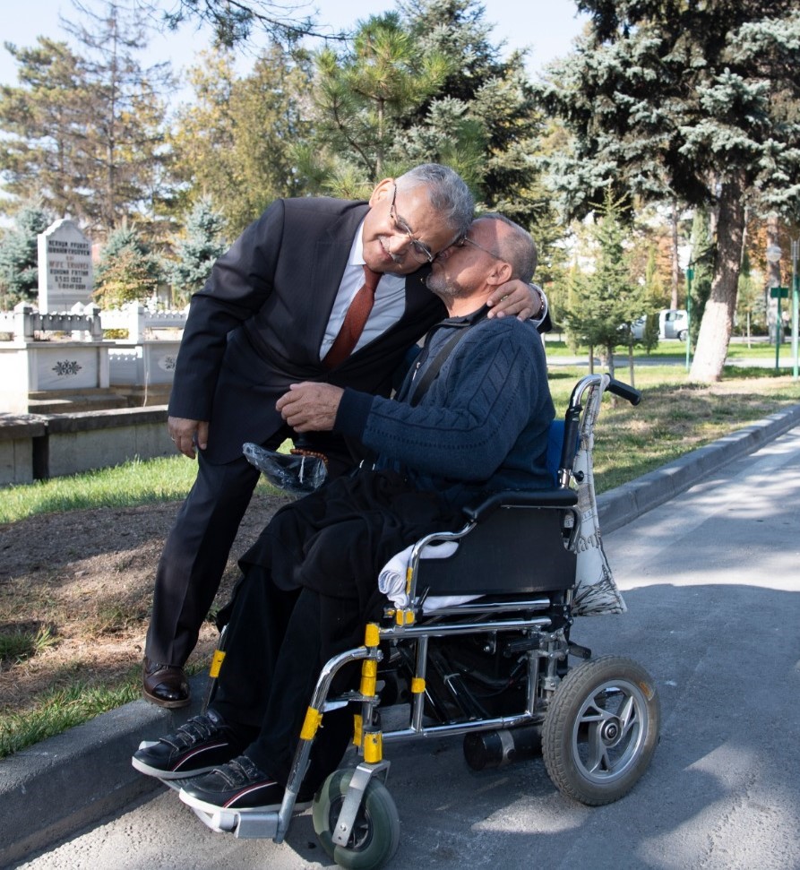 baskan-buyukkilictan-15-bin-847-engelli-vatandasa-su-faturalarinda-yuzde-50-indirim