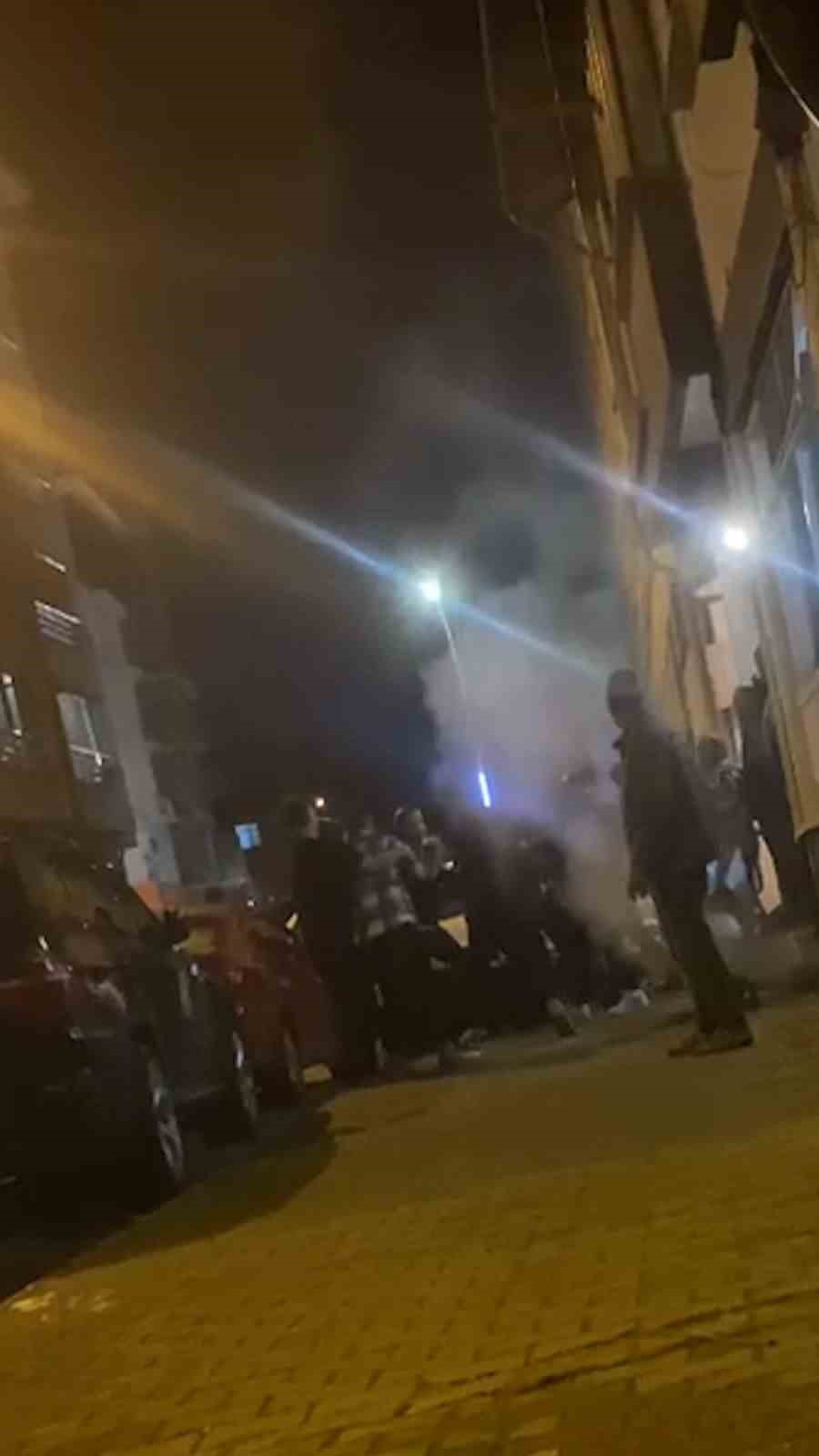 boluda-sokak-ortasinda-kavga-taraflar-guclukle-ayrildi