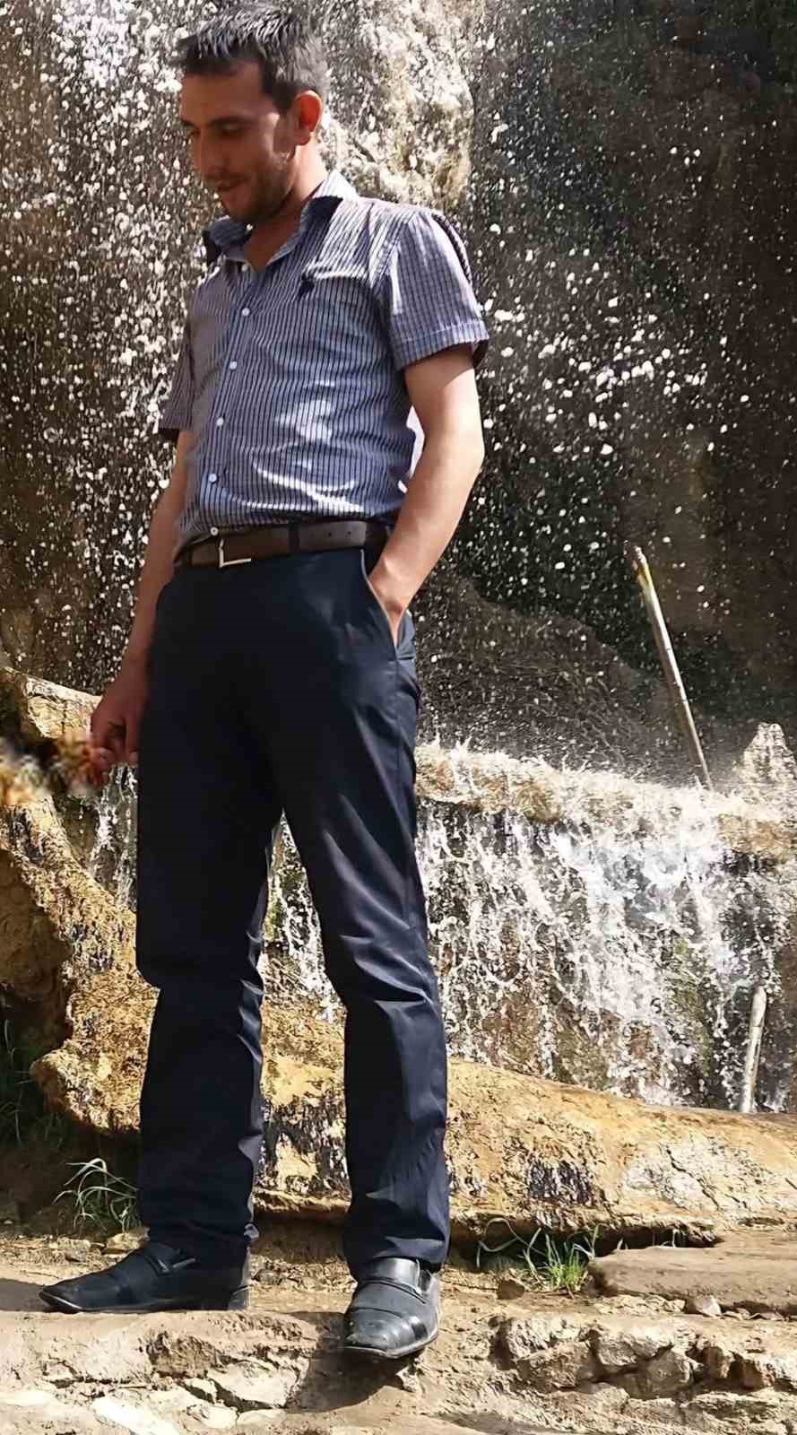 ispartada-daglik-alanda-yanmis-aracin-kenarinda-bassiz-erkek-cesedi-bulundu