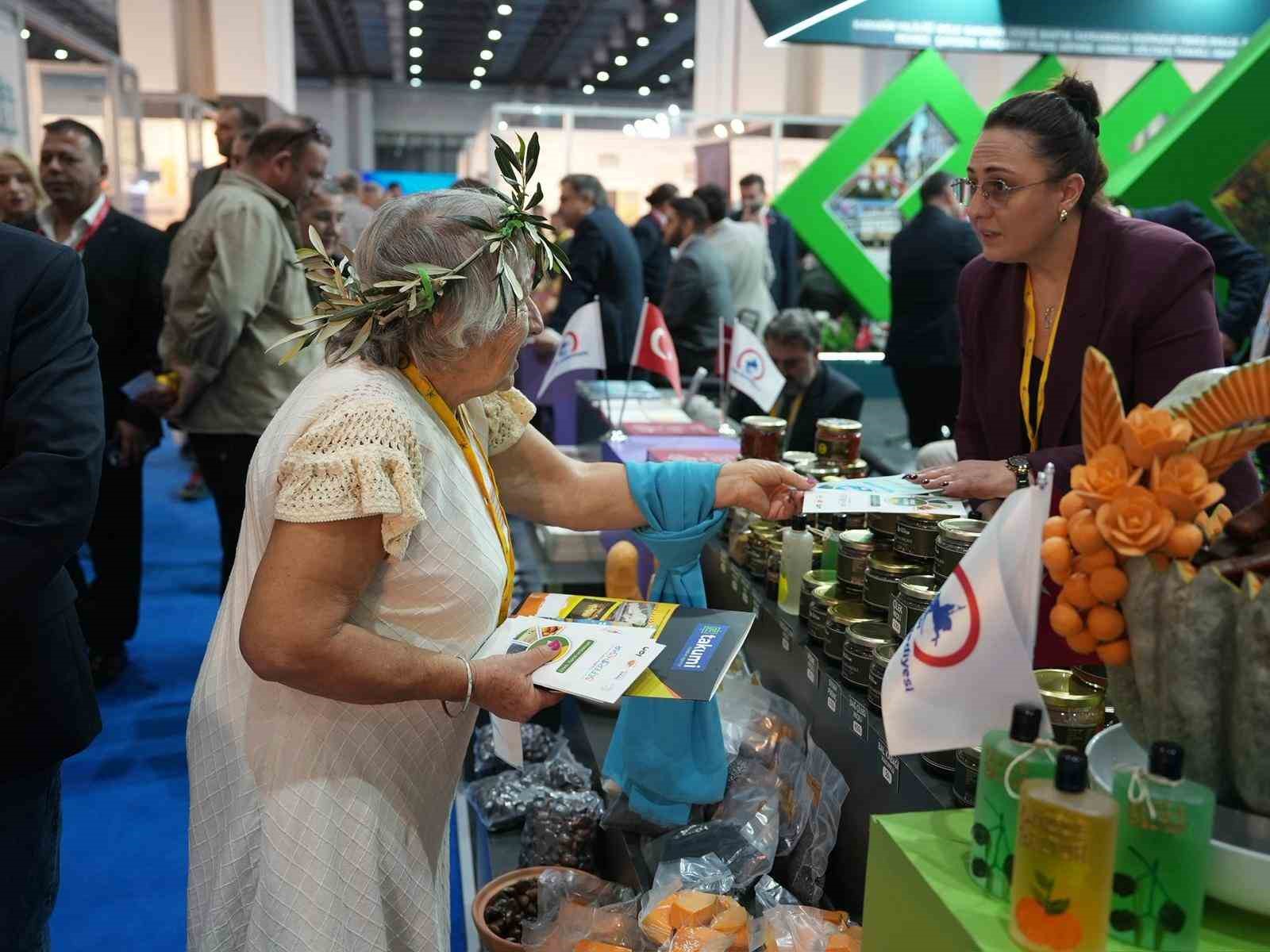 izmir-fuarina-duzce-damgasi