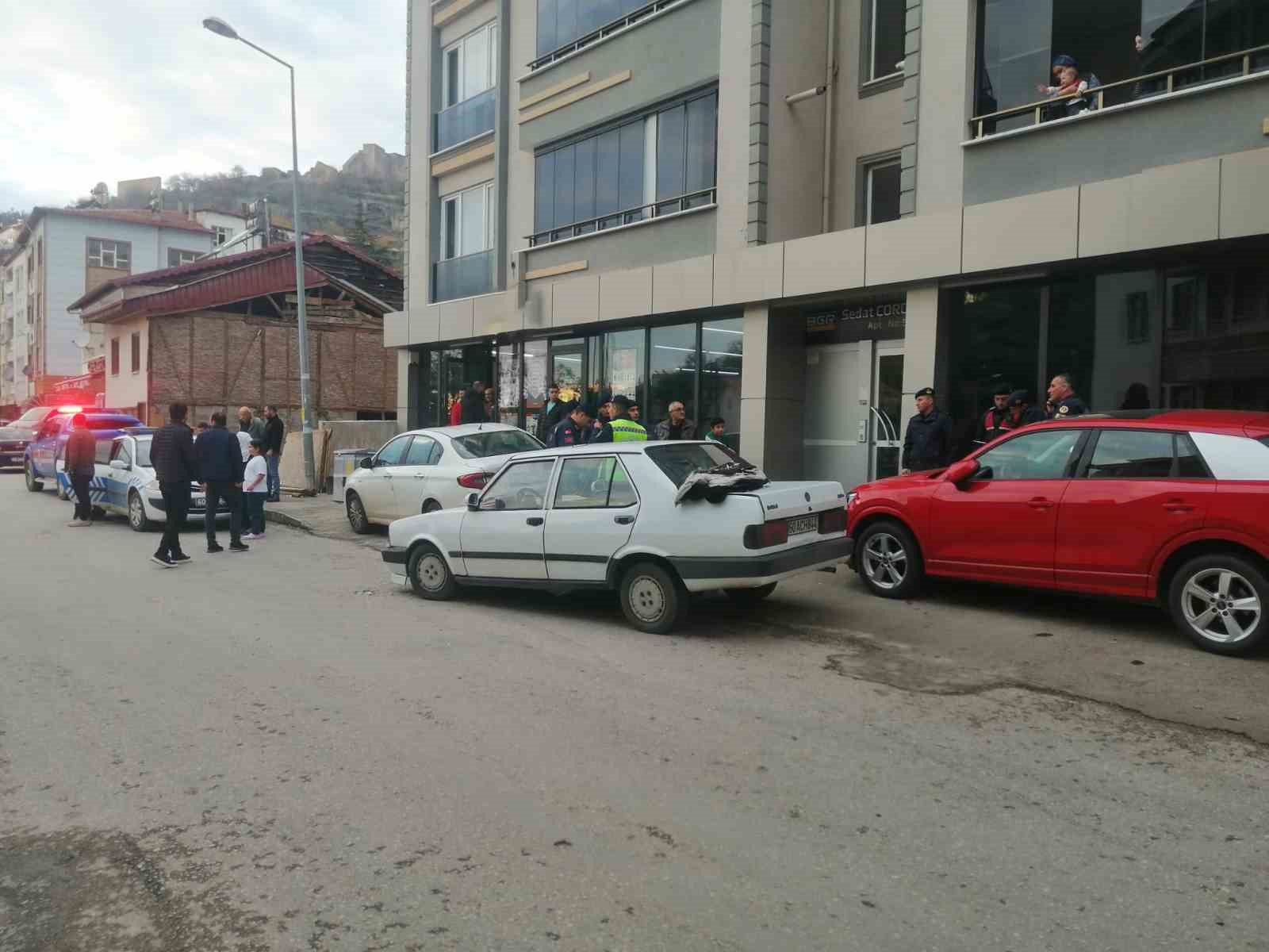 jandarma-personelini-yaralayan-surucu-kovalamaca-sonrasi-yakalandi