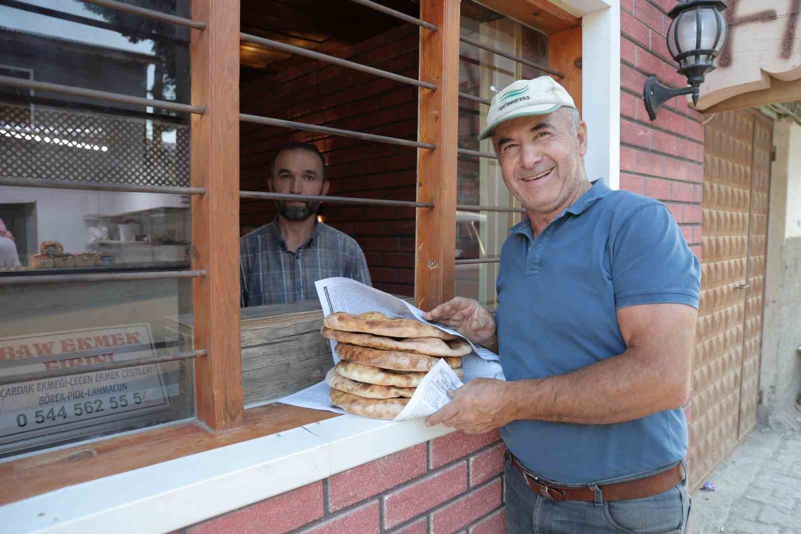 kahramanmaras-cardak-mahallesinde-170-yillik-ekmek-gelenegi-suruyor