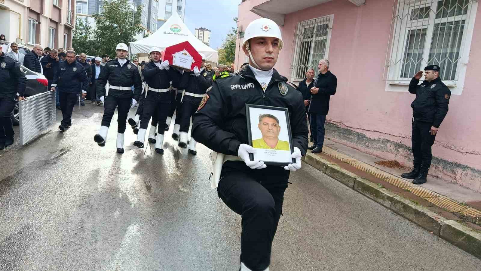 polis-memuru-samsunda-son-yolculuguna-ugurlandi