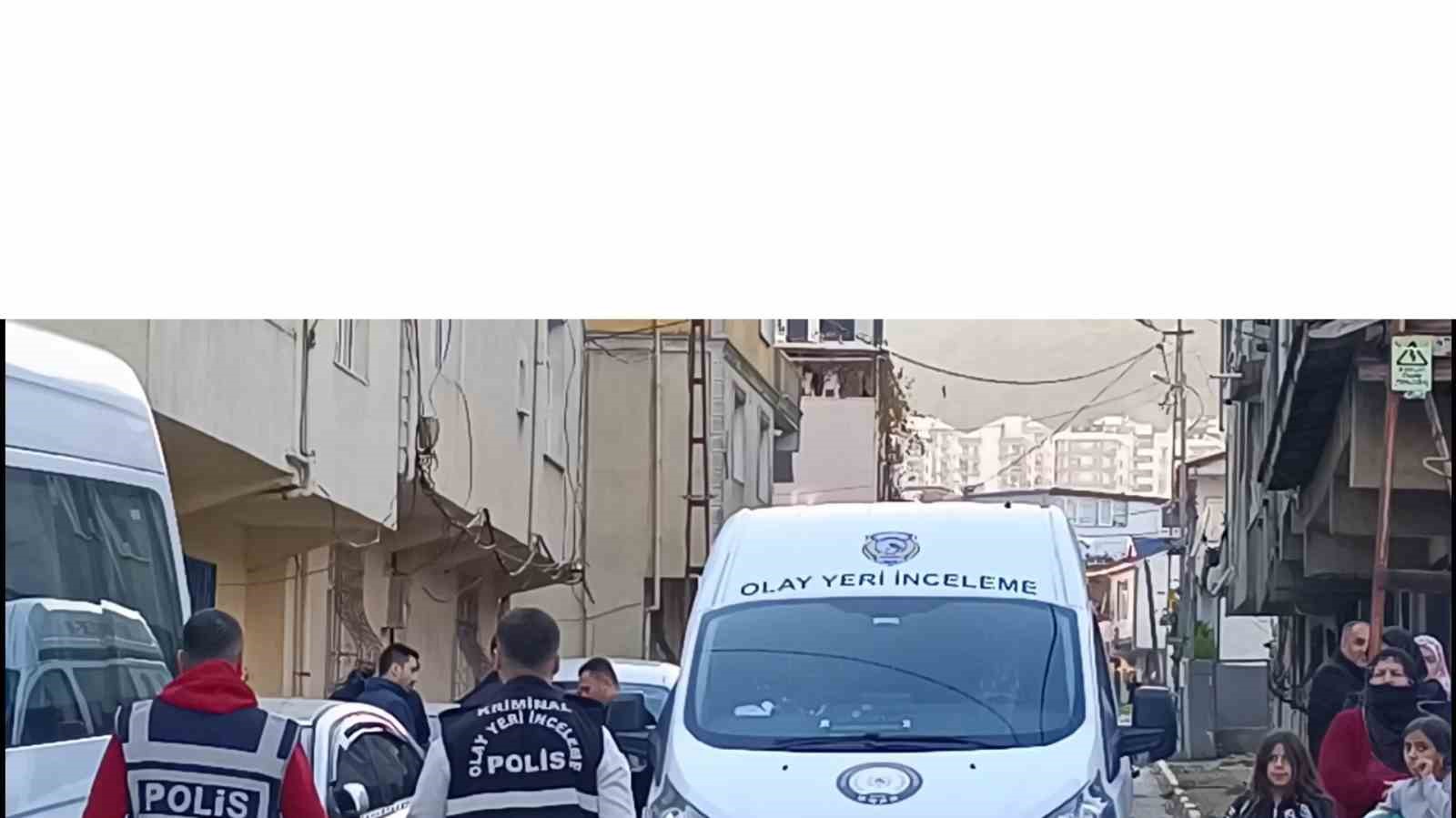 sultanbeylide-25-yasindaki-genc-kadin-evinde-olu-bulundu