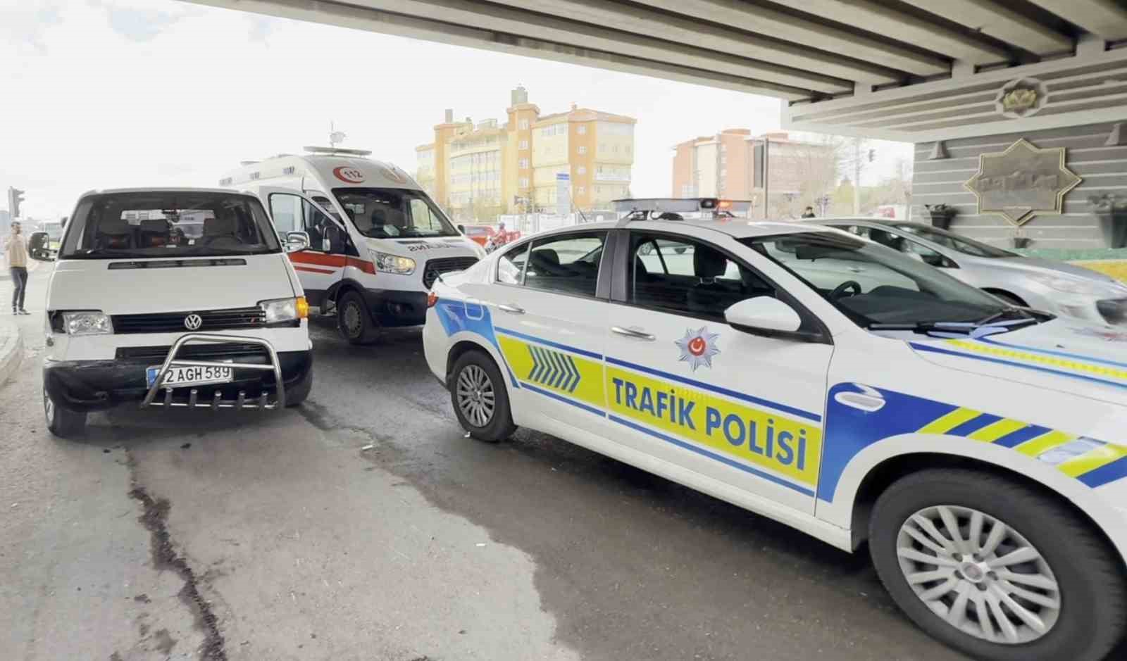 yakinini-kaza-yerinde-goren-adam-kalp-krizi-gecirdi