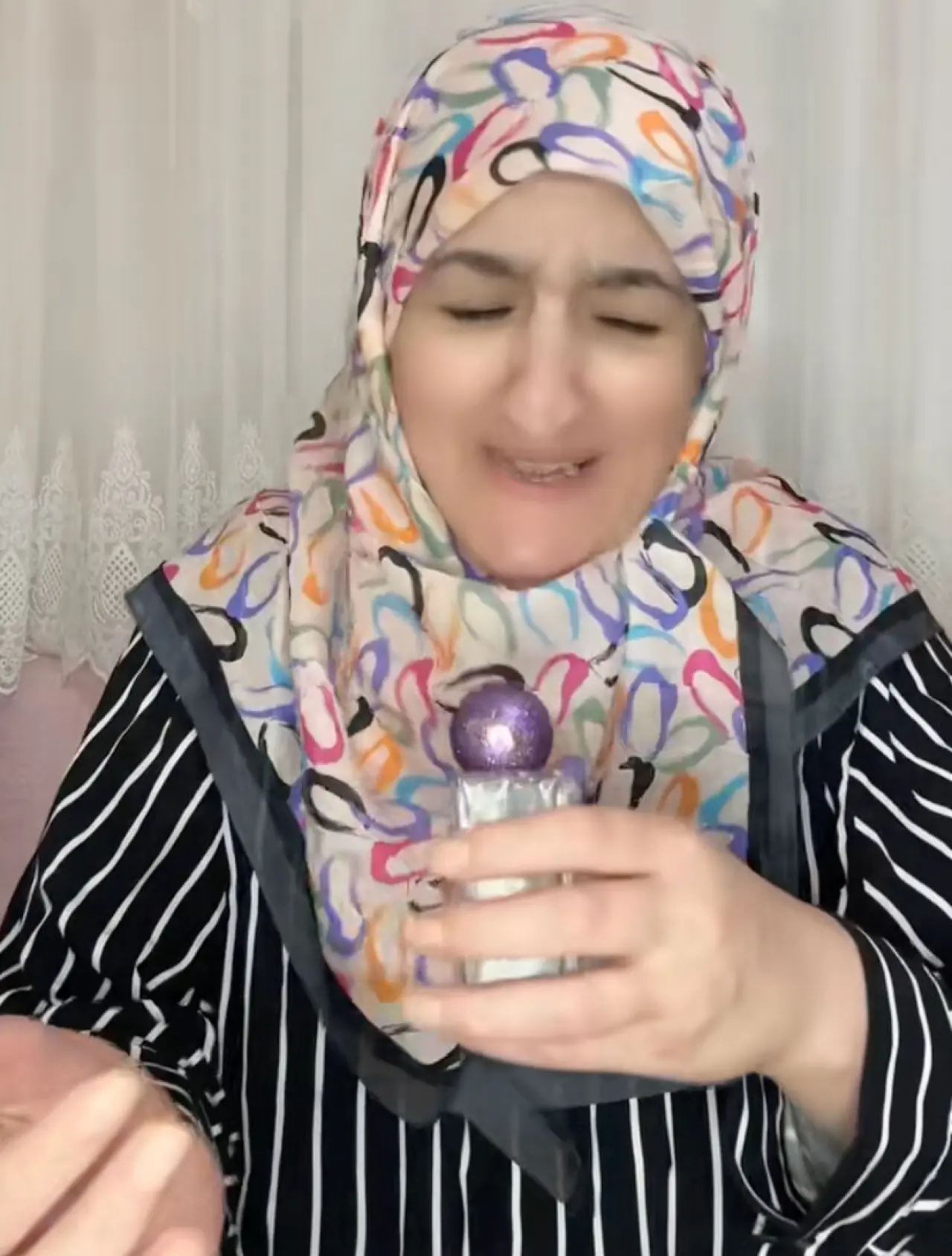 Rapçi Azize öldü mü? Rapçi Azize TikTok videoları ve danslarıyla tanınıyordu - 2. Resim