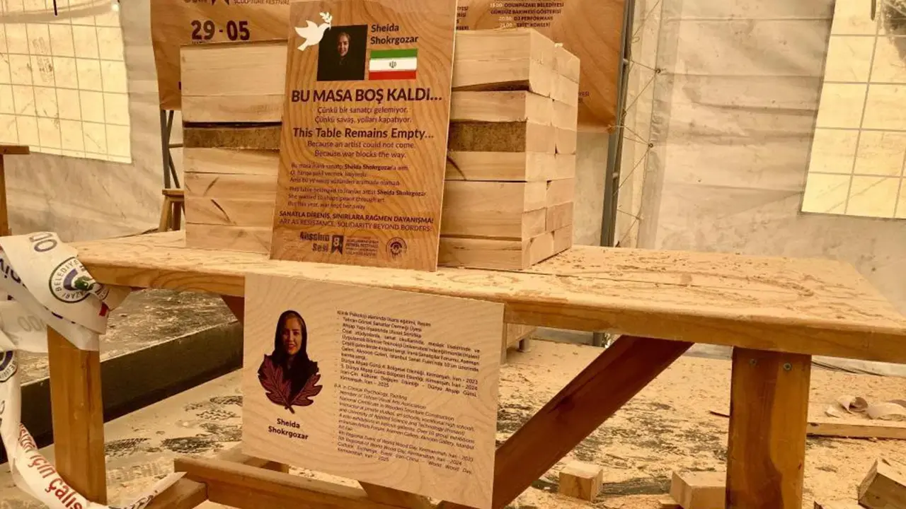 Bu masa savaş yüzünden boş kaldı