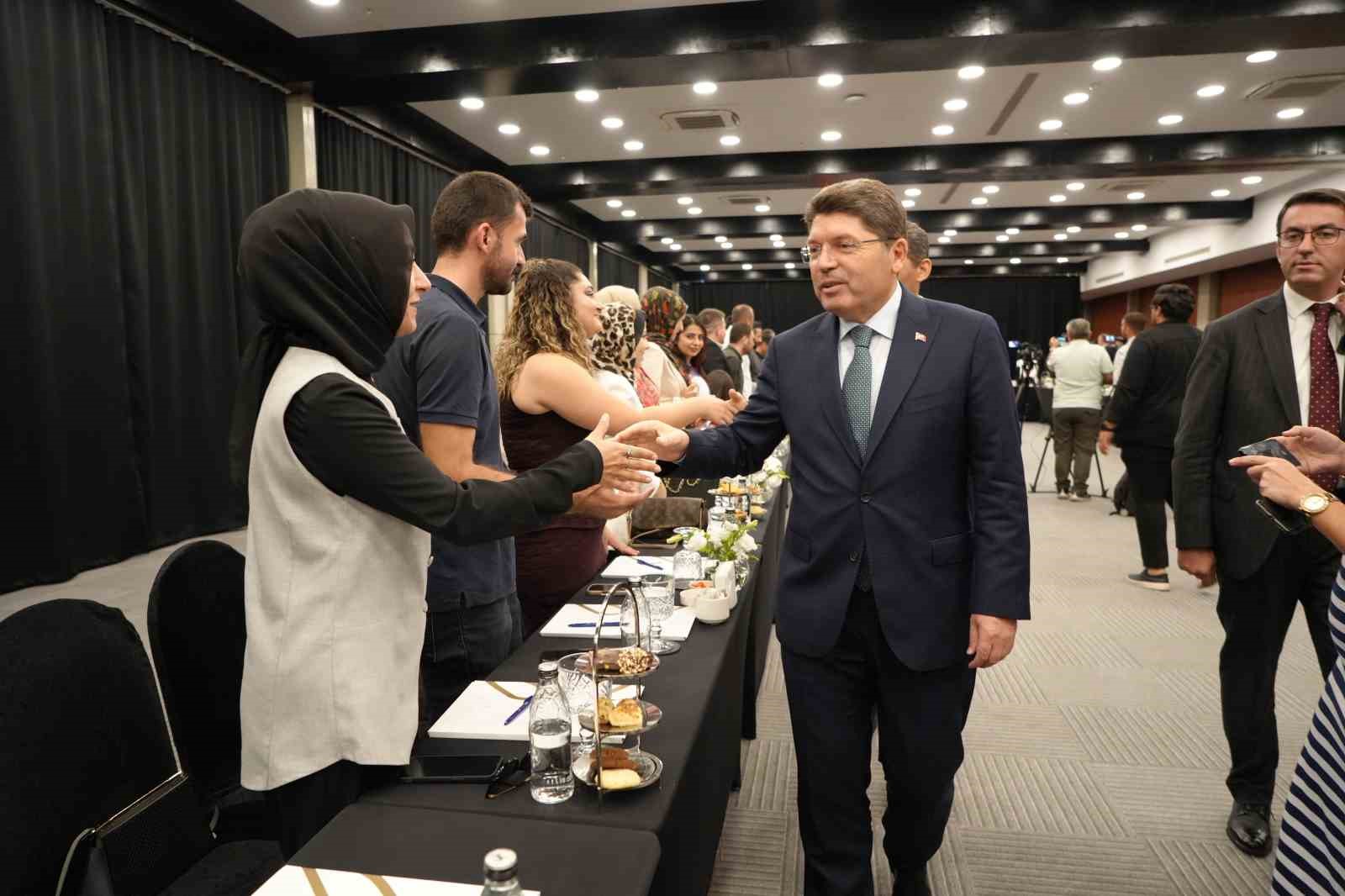 adalet-bakani-tunc-artik-yapay-zeka-donemine-gectik