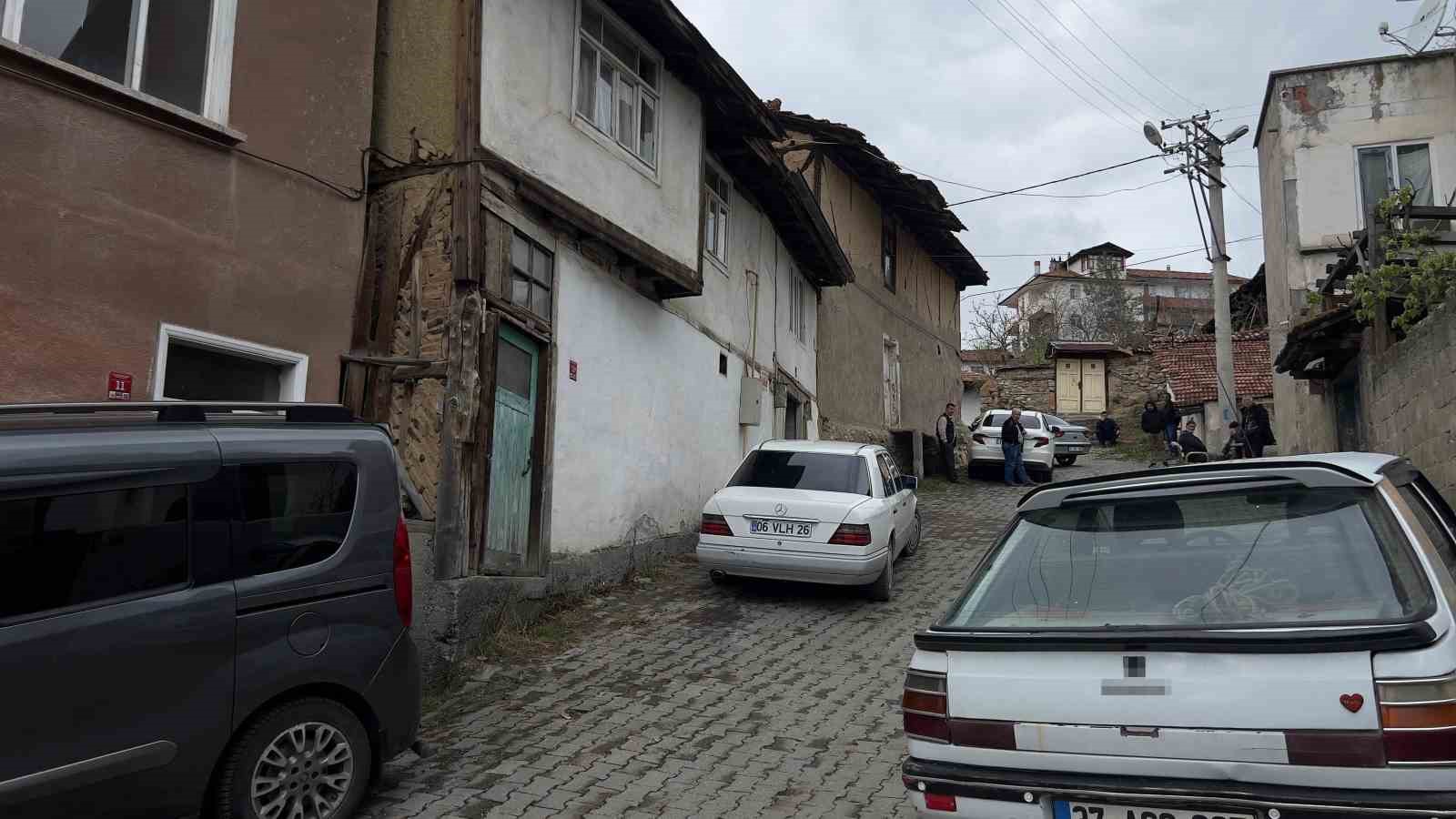 alkol-aldigi-arkadasini-olduren-saniga-16-yil-6-ay-hapis-cezasi