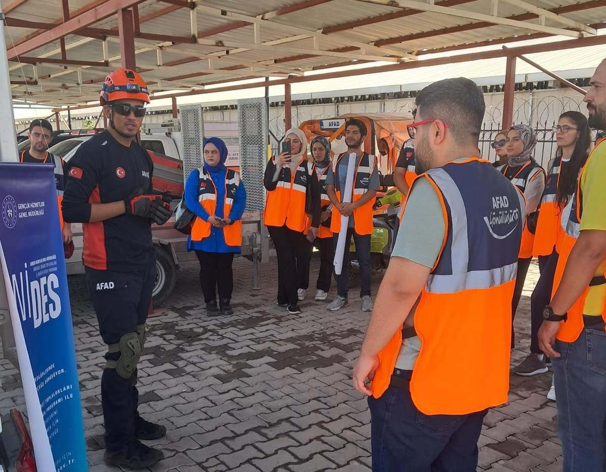 depreme-hazirlanan-genc-nesiller-egitimi-basariyla-tamamlandi