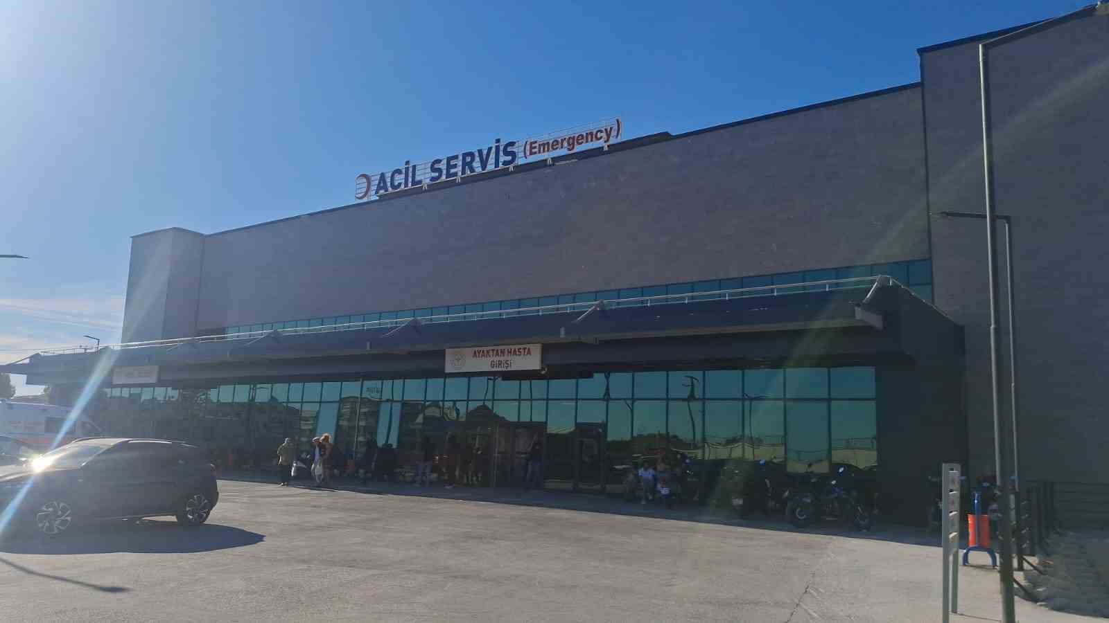 didimde-gocmen-botundan-denize-dusen-anne-ve-cocugu-hayatini-kaybetti