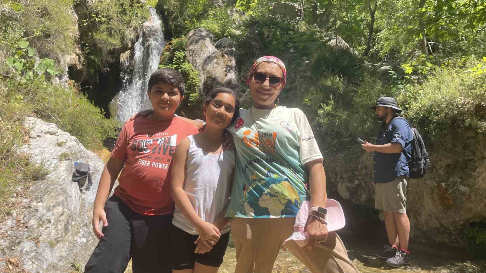 doganin-kalbinde-bir-cennet-kocakesme-selalesi