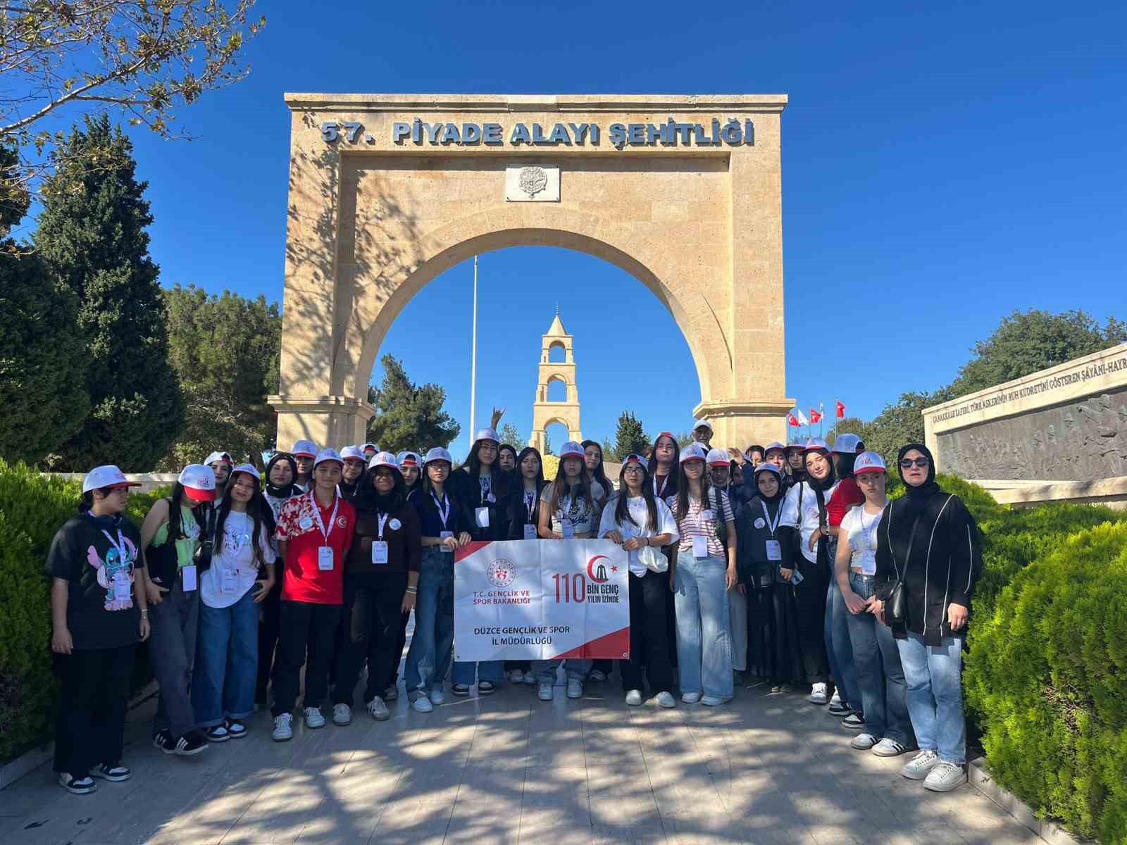 duzceli-gencler-canakkalede