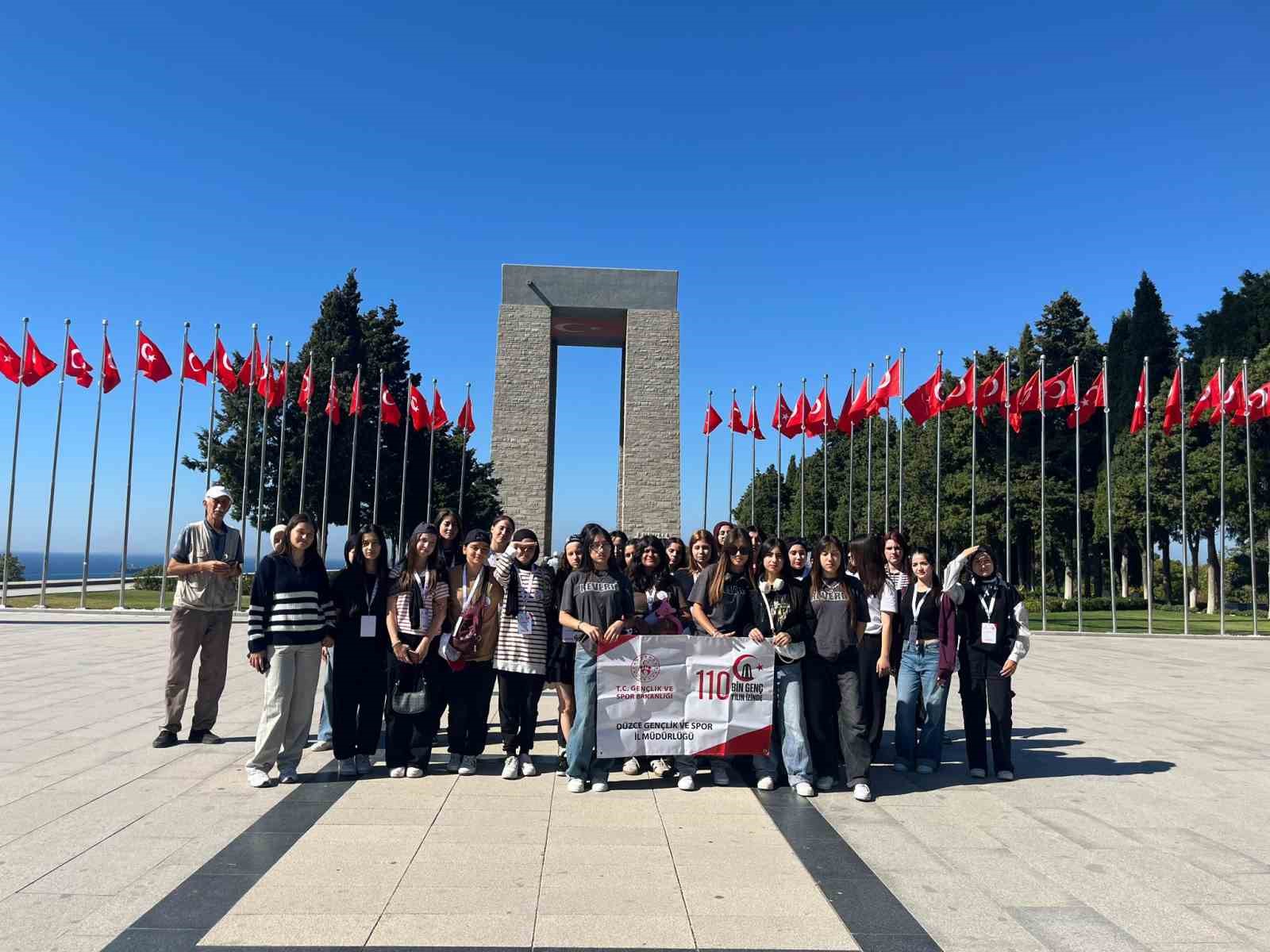 duzceli-gencler-canakkalede