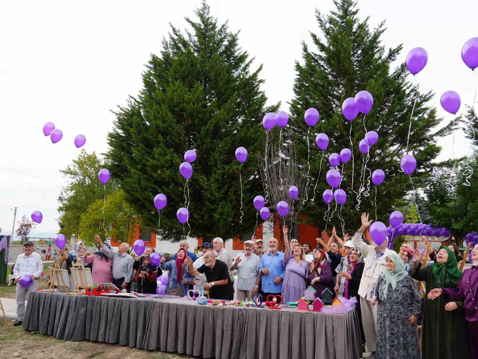 duzcenin-alzheimer-merkezi-bir-yasinda