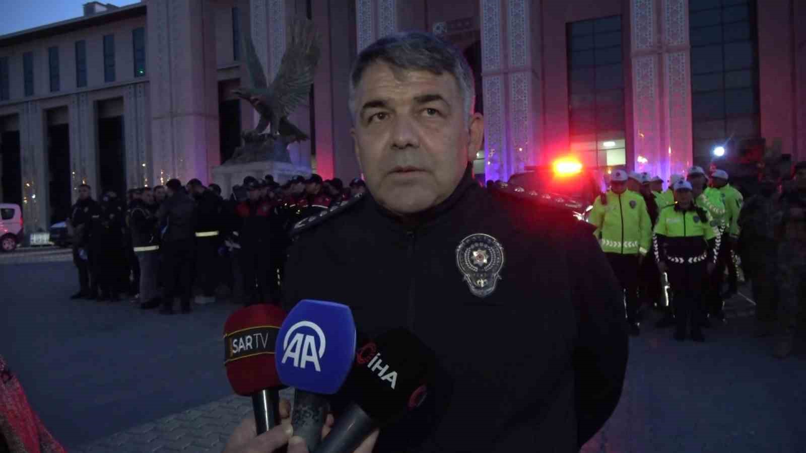 erzurumda-55-ekip-ve-600-polisin-katilimiyla-uygulama-yapildi