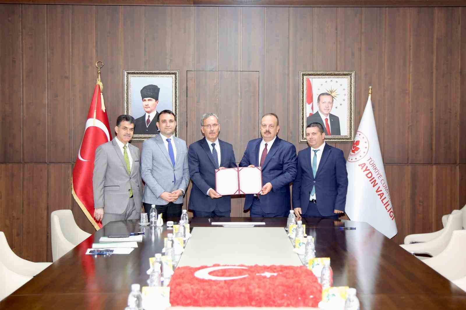 hayirsever-okul-mudurunden-egitime-buyuk-katki