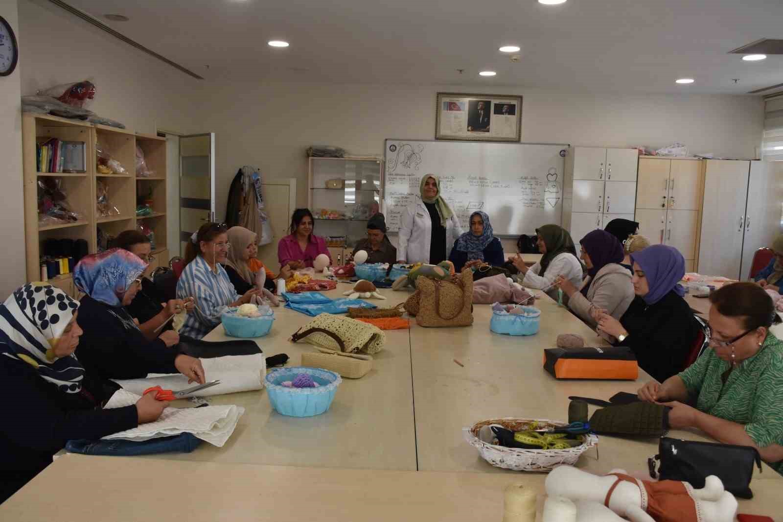 japon-el-isi-sanati-kadinlarin-gelir-kapisi-oldu