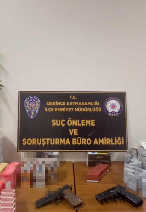 kacak-tutuncuye-operasyon-silahlar-ele-gecirildi