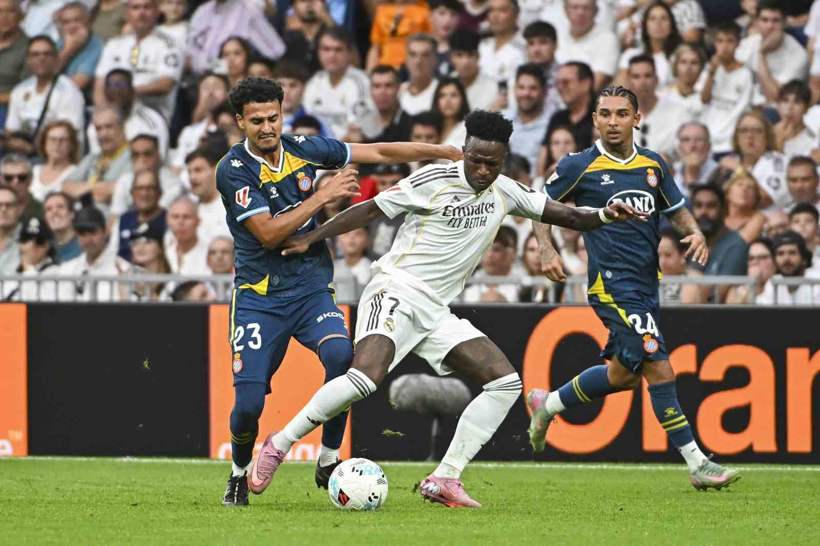 real-madrid-la-ligada-5te-5-yapti