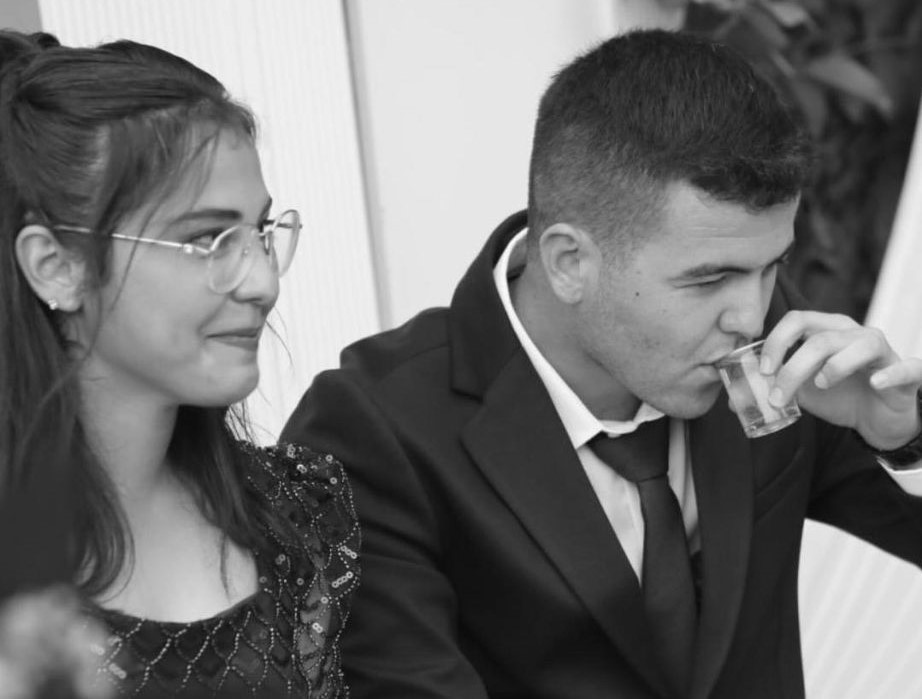 yeni-nisanli-cifti-olum-ayirdi-once-elektrik-carpti-sonra-trafik-kazasi-gecirdiler