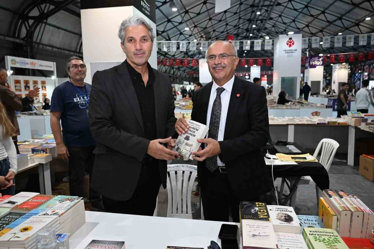 Malatya Kitap Fuarı beş günde 100 bin ziyaretçiyi aştı 1