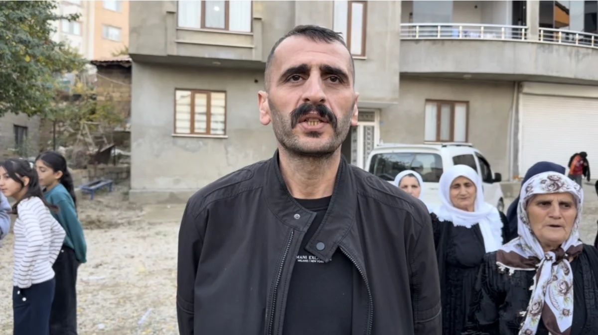 Yüksekova'da 31 yıl sonra köylerine dönmek isteyen İkiyaka sakinlerinden yol çağrısı 5