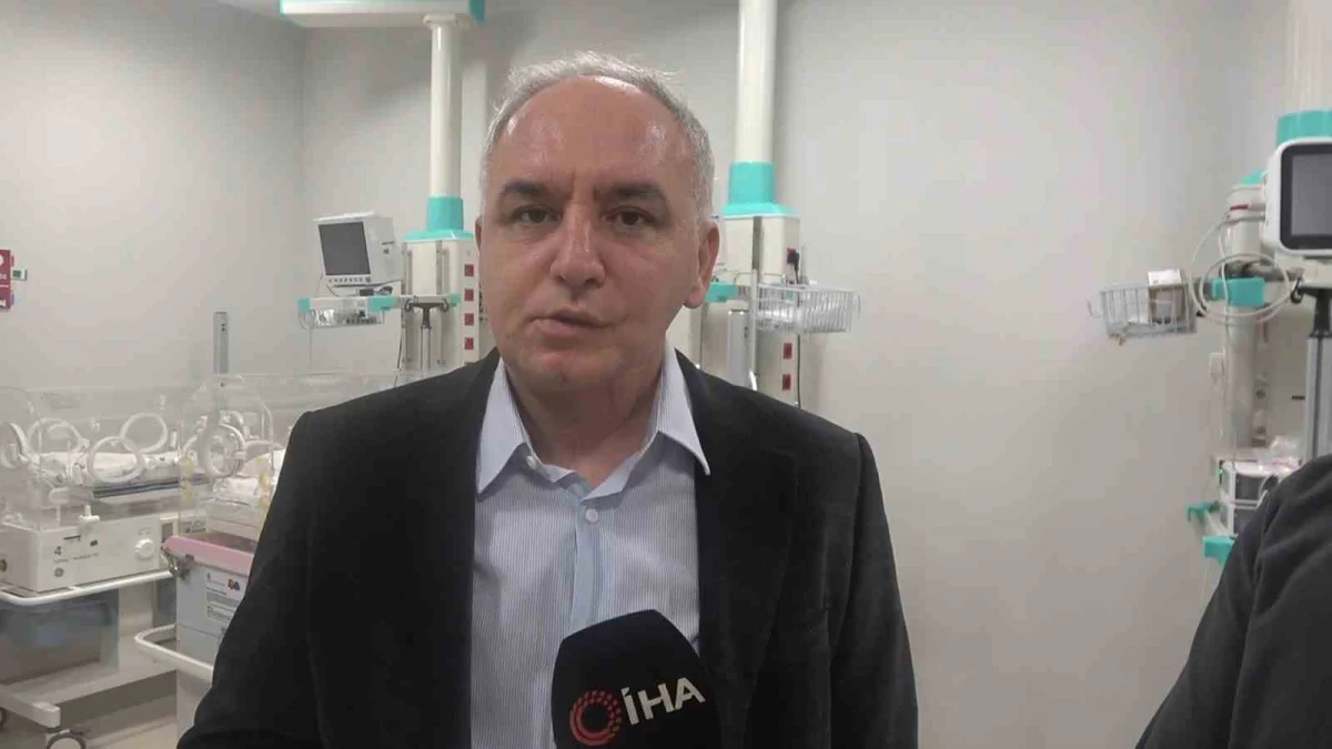 Yalova'da görev yapan Dr. Serhat Özkan'ın meslek hayatına 600 gram doğan kızı yön verdi 4