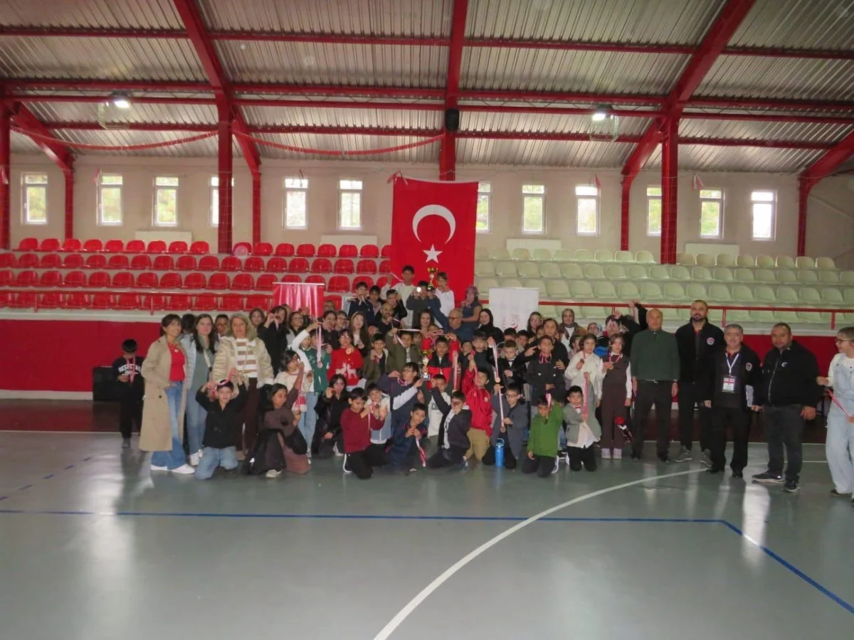 Eskişehir'de koruma altındaki çocuklar için 29 Ekim satranç turnuvası düzenlendi 4