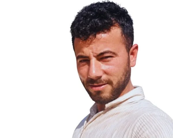 27 YAŞINDAKİ AKIN DENİZ