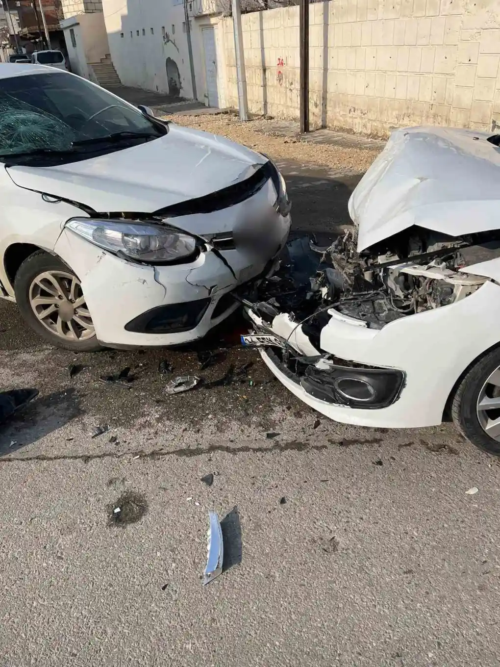 Batman’da kurgu kazalarla sigorta dolandırıcılığı operasyonu: 43 gözaltı 4