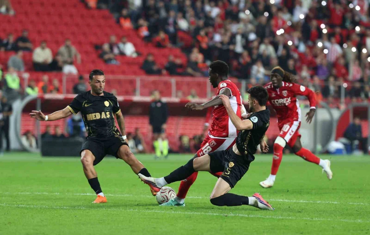 Samsunspor sahasında Amed Sportif Faaliyetler'e mağlup oldu: Kulüp tarihinin en kötü serisi 3
