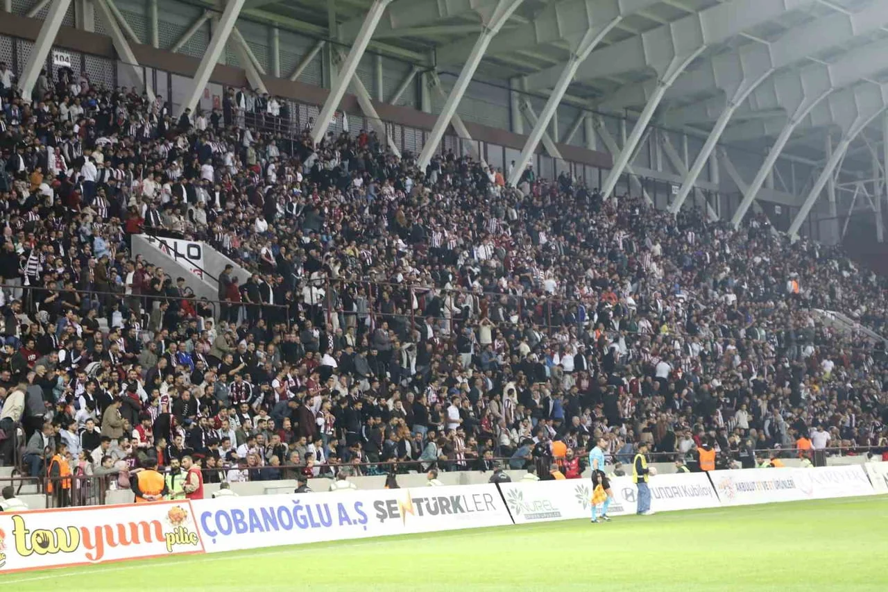 ELAZIĞSPOR - ARNAVUTKÖY BELEDİYESPOR BİLETLERİ SATIŞA ÇIKTI