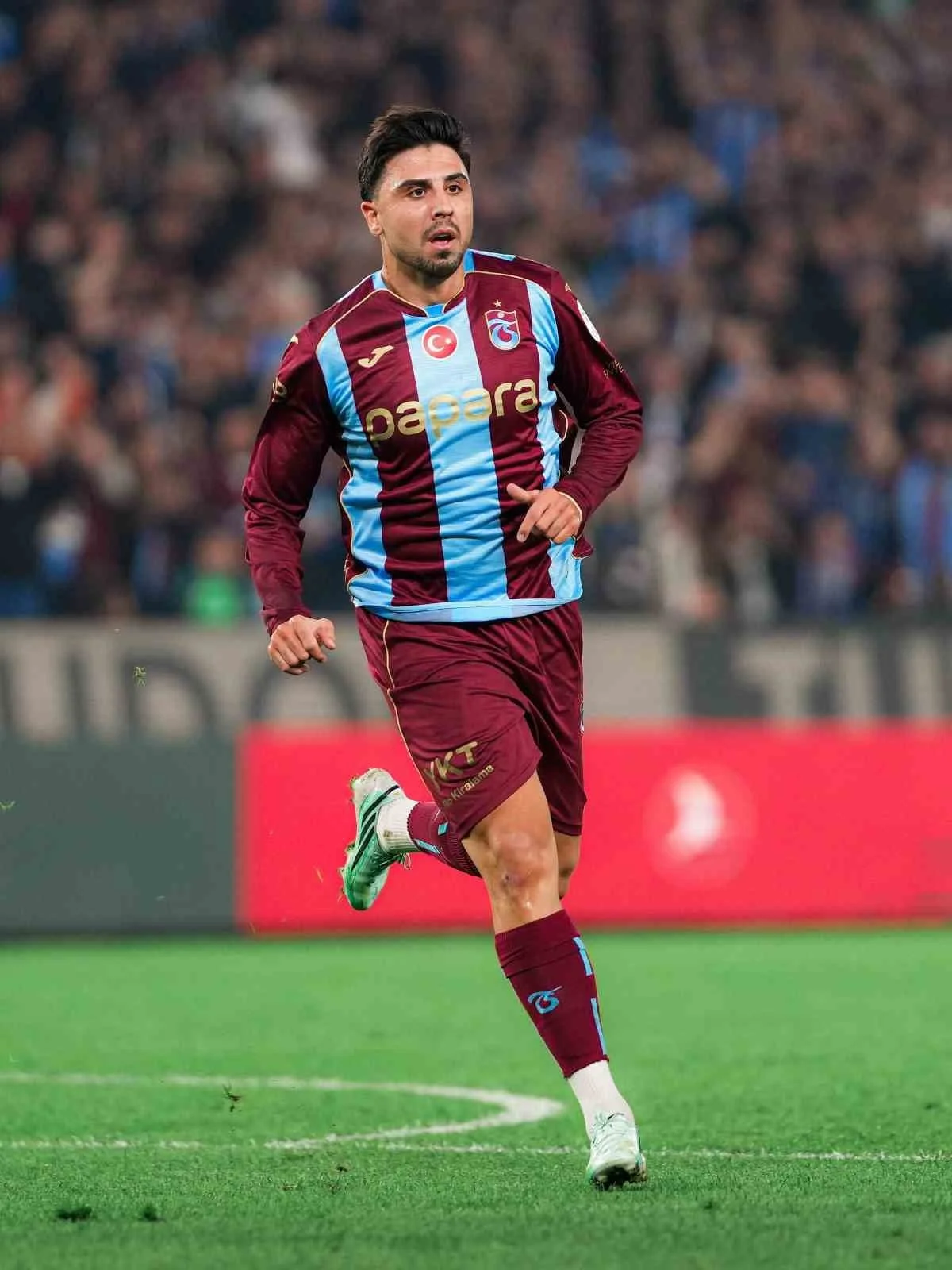 TRENDYOL SÜPER LİG’İN 8. HAFTASINDA TRABZONSPOR İLE BEŞİKTAŞ KARŞILAŞIYOR. MÜSABAKANIN İLK YARISI...