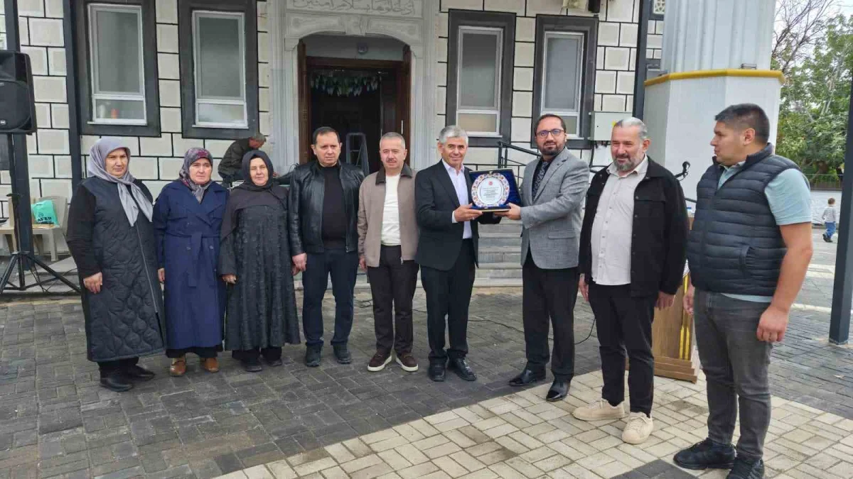 Adıyaman'da depremde yıkılan cami Giresunlu ailenin desteğiyle yeniden açıldı 5