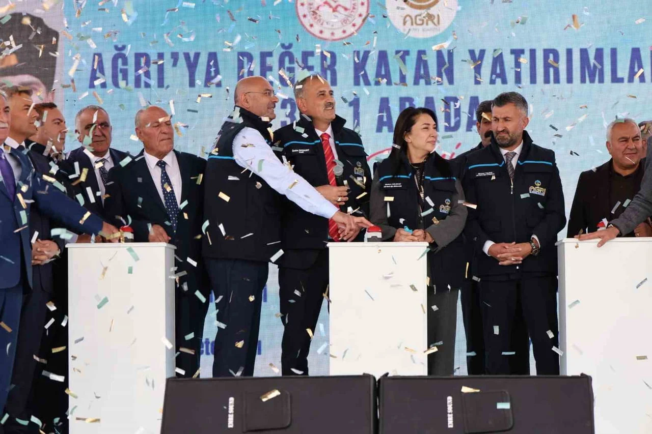 AĞRI’DA ALTYAPI VE SANAYİYE YÖNELİK DEV YATIRIMLAR HİZMETE ALINDI