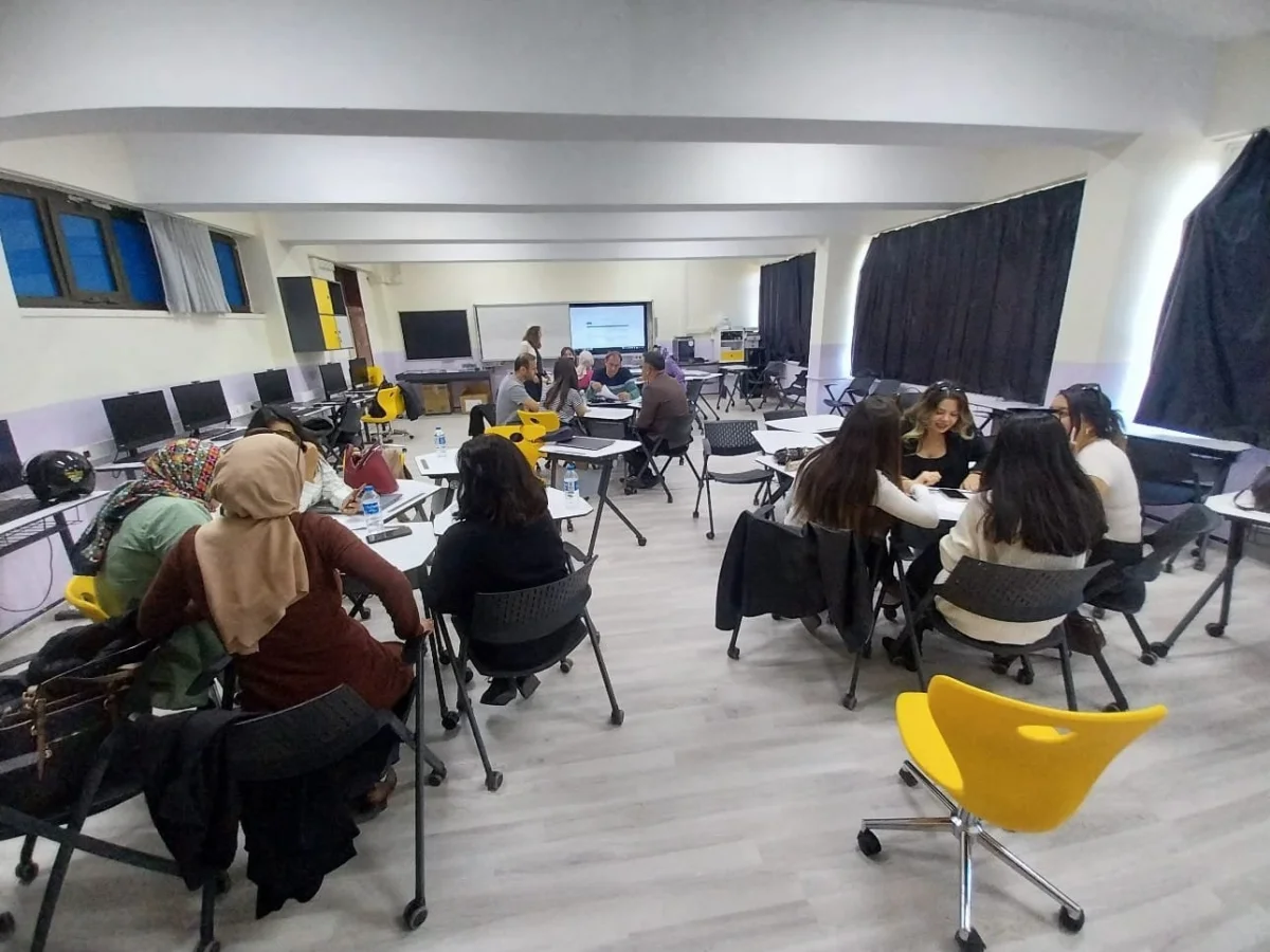 Aydın'da öğretmenlere yönelik uygulamalı STEM eğitimleri sona erdi 1