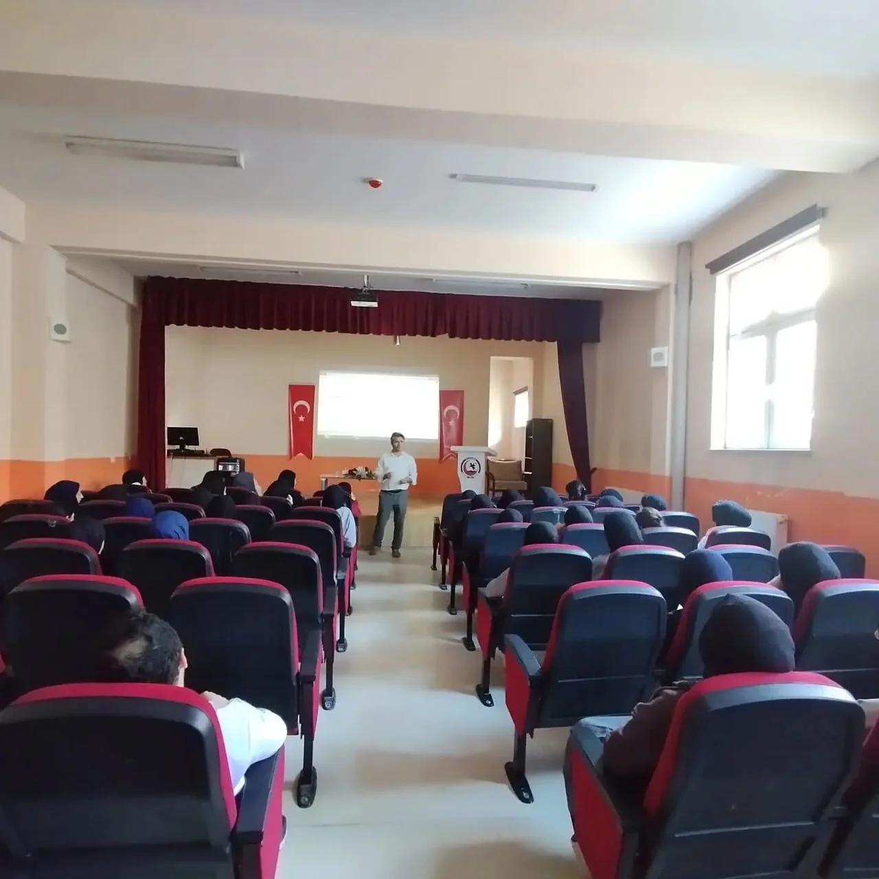 12. SINIF ÖĞRENCİLERİNE YKS VE TERCİH SÜRECİ ANLATILDI