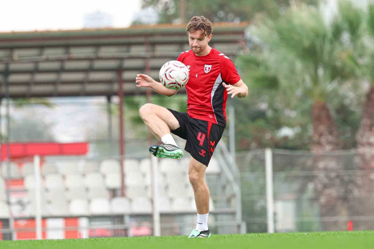 Samsunspor'da Başakşehir FK mesaisi çift antrenmanla başladı 2